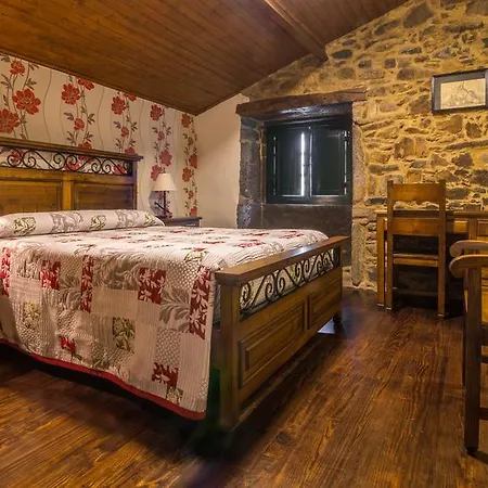 Casa De Somoza Melide