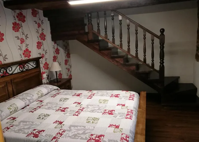 בית כפרי Casa De Somoza מלידה