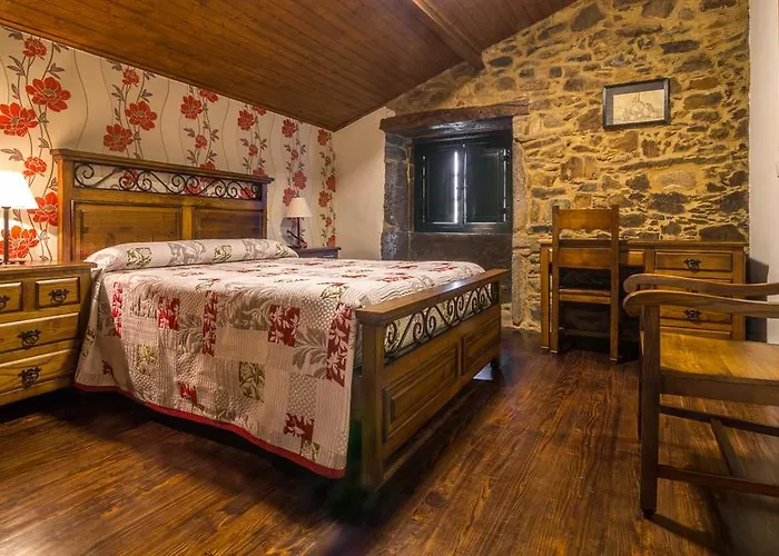 Casa De Somoza Melide