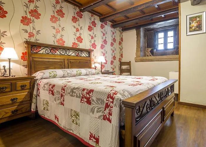 Casa De Somoza Melide